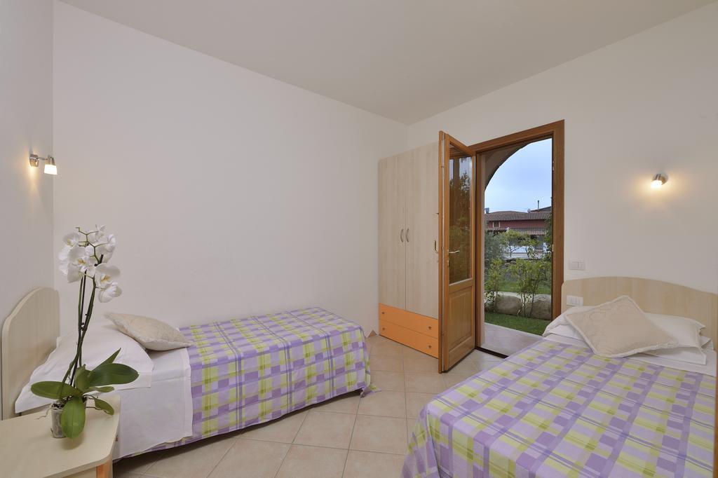 סאן תאודורו Residence Le Zagare מראה חיצוני תמונה