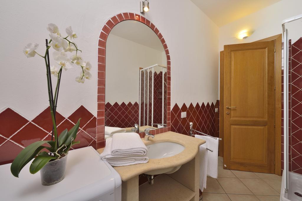סאן תאודורו Residence Le Zagare מראה חיצוני תמונה