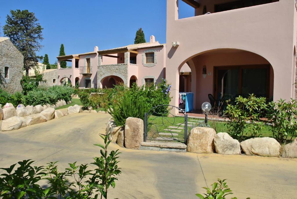 סאן תאודורו Residence Le Zagare מראה חיצוני תמונה
