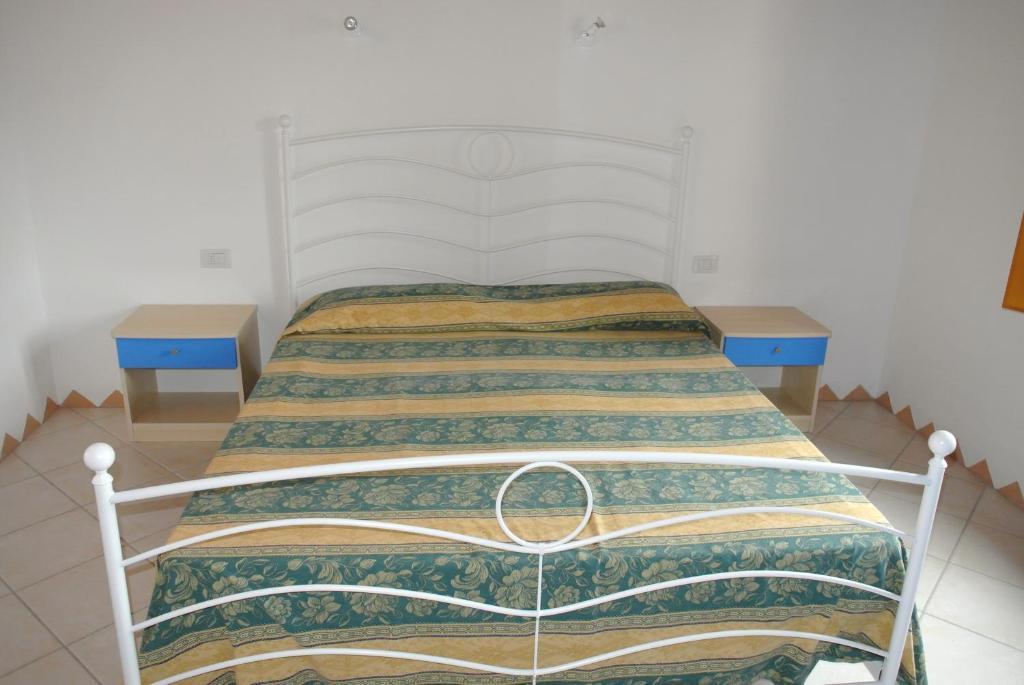 סאן תאודורו Residence Le Zagare מראה חיצוני תמונה