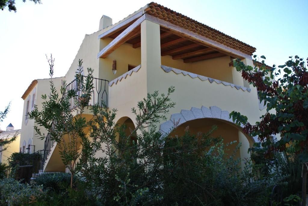 סאן תאודורו Residence Le Zagare מראה חיצוני תמונה