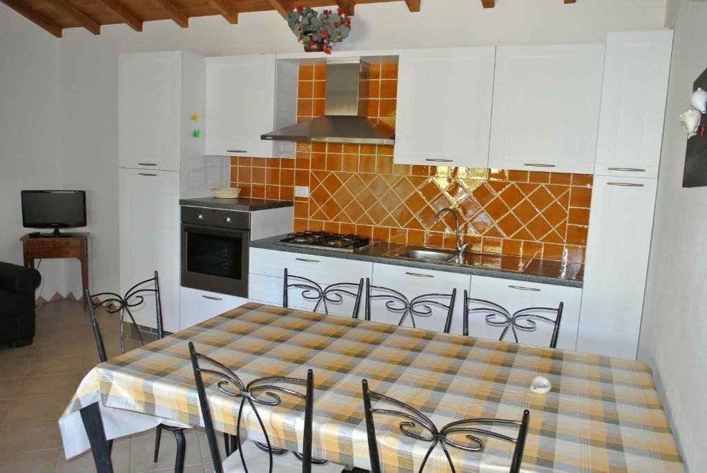 סאן תאודורו Residence Le Zagare חדר תמונה